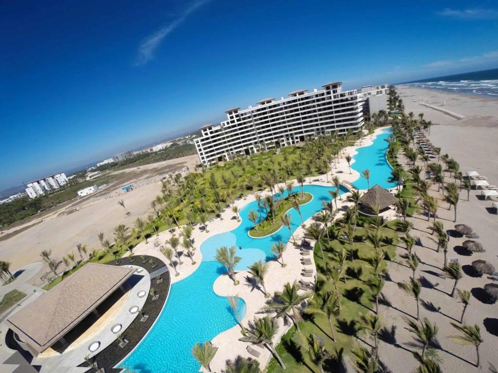 Departamento En La Isla Torre H Acapulco
