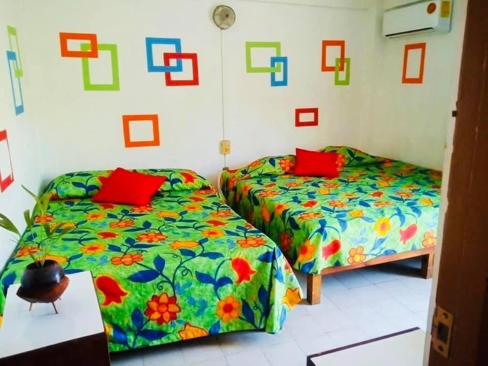 Hotel El Kiosco 2*