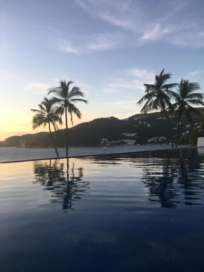 Deparmento En Cabo Marques Diamante Con Vistas Y Atardeceres Espectaculares, Acceso A La Playa, Wifi, Restaurtante, 6 Personas * Acapulco