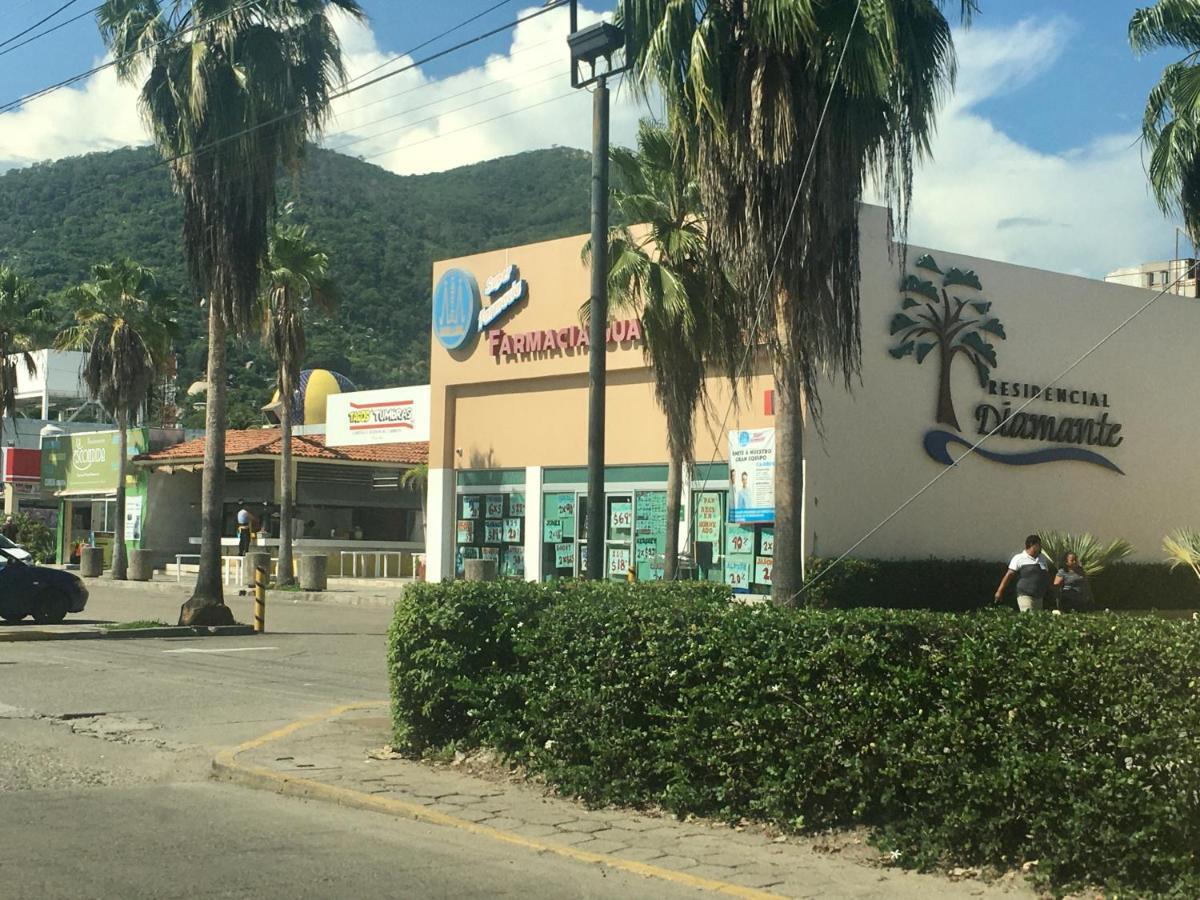 Deparmento En Cabo Marques Diamante Con Vistas Y Atardeceres Espectaculares, Acceso A La Playa, Wifi, Restaurtante, 6 Personas * Acapulco