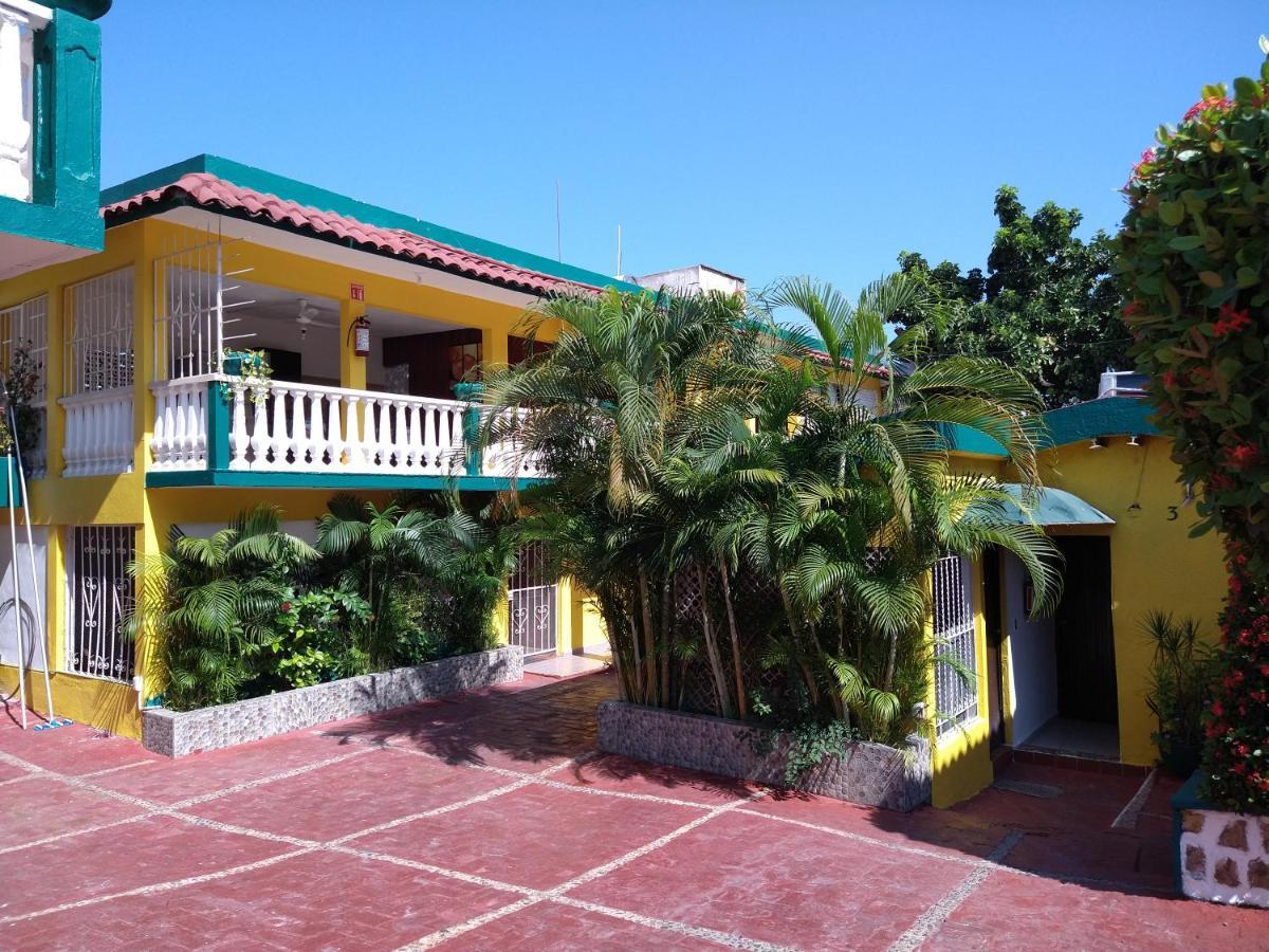 Pensión Puerto Angel