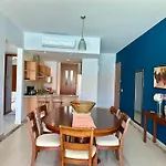 Lujoso Departamento en Acapulco con Alberca y club de Playa