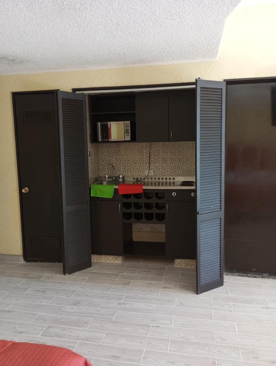 Departamento Con Hermosa Vista Al Mar Y Acceso A Playa, 2 Albercas Apartamento Acapulco