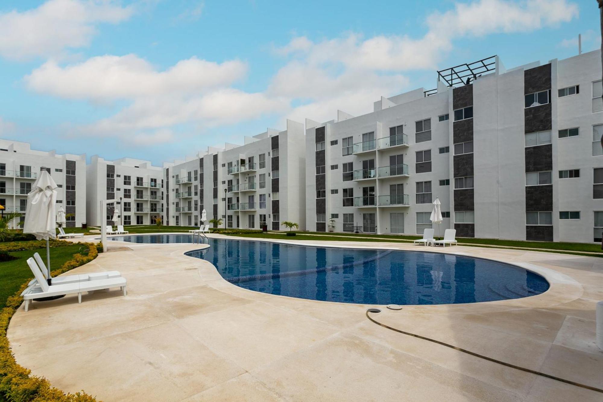Apartment Luxury New Coastal Getaway