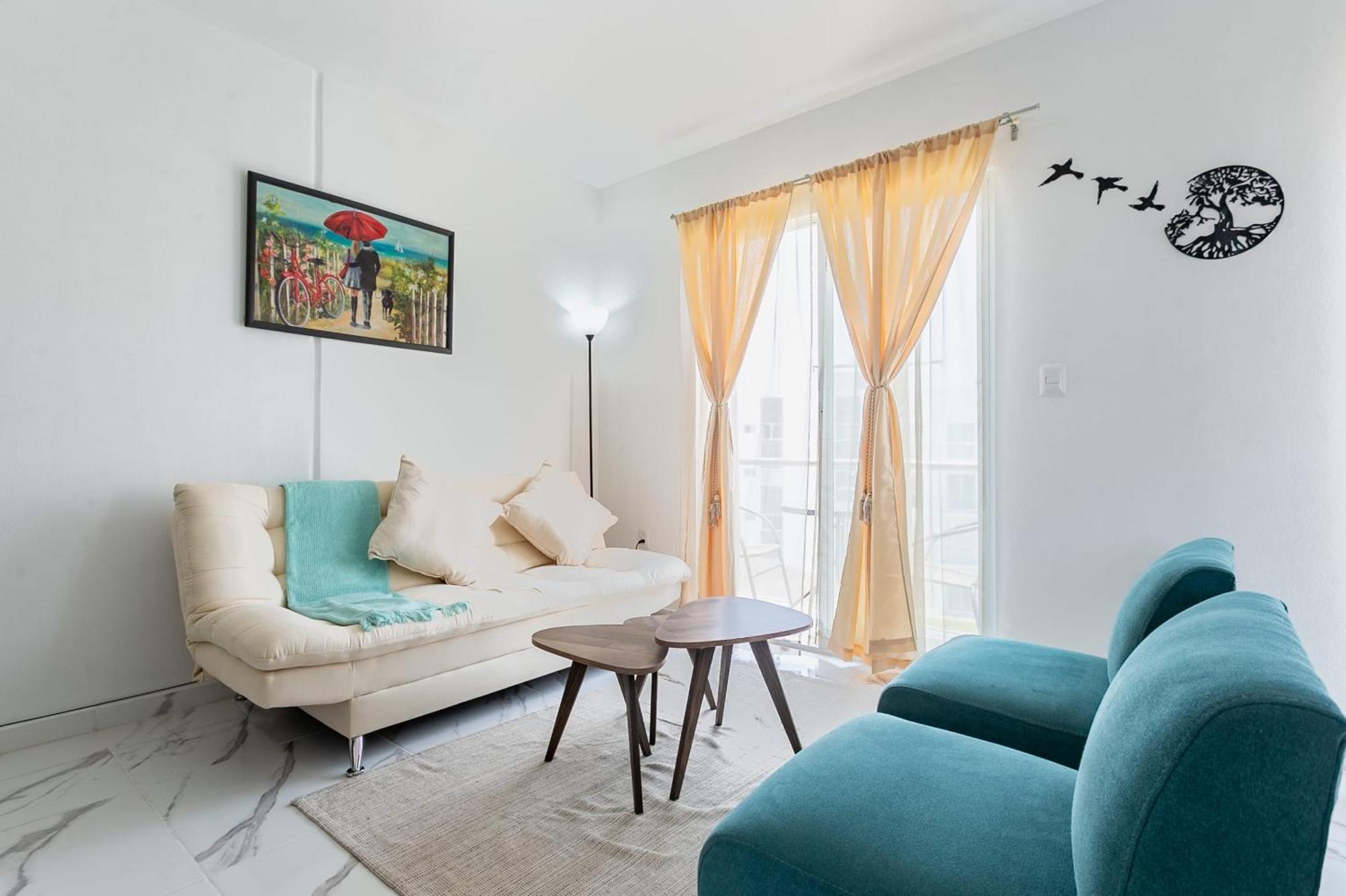 Apartment Luxury New Coastal Getaway *