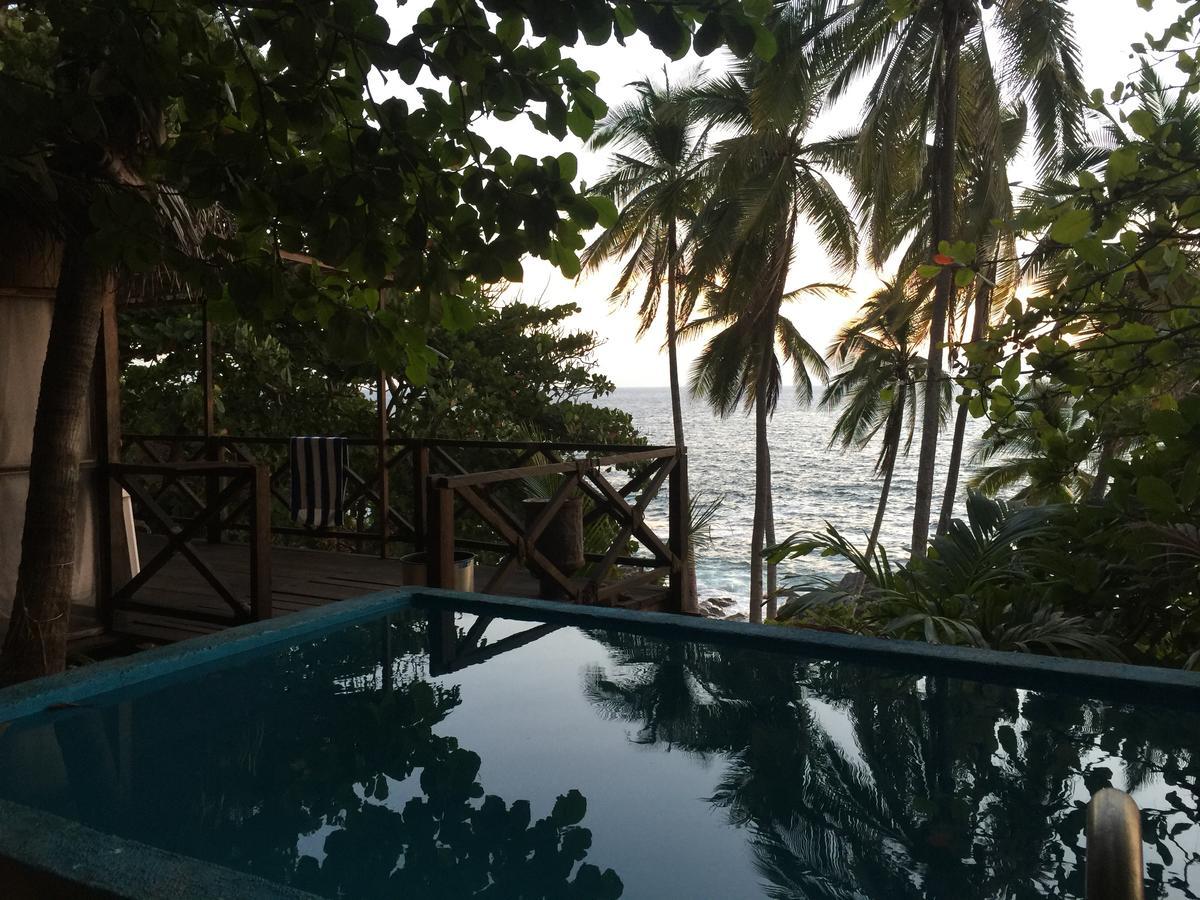 Cocos Camp Hotel Acapulco