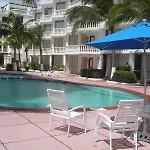 Maralisa Beach Club
