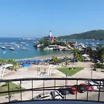 Caleta View Hotel And Bungalows
