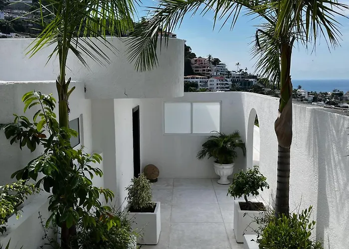 Exclusiva Y Privada Villa En Marina Las Brisas