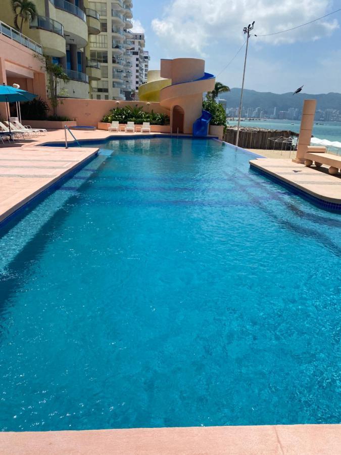 Apartment Comfortable Beachfront In