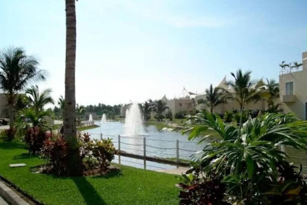Diamante. Comodo Y Funcional Departamento En Puente Del Mar * Acapulco