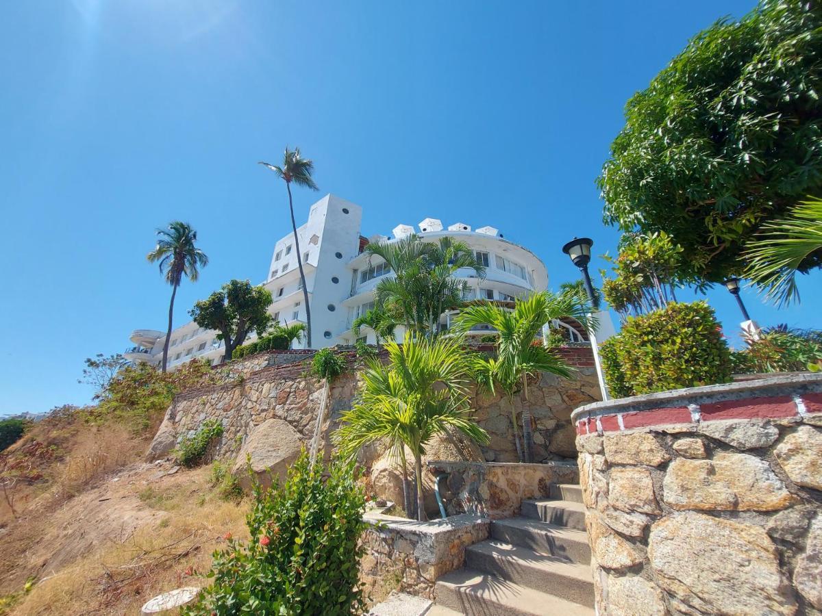 Casa Blanca Grand *