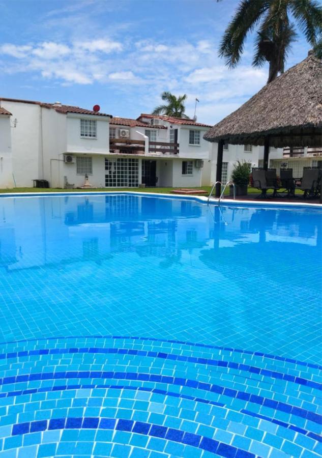 Casa Completa Con Alberca Zona Diamante Holiday home