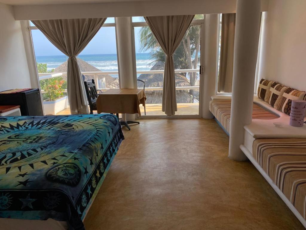 Hotel Casa De Olas Surf&beach Club Acapulco