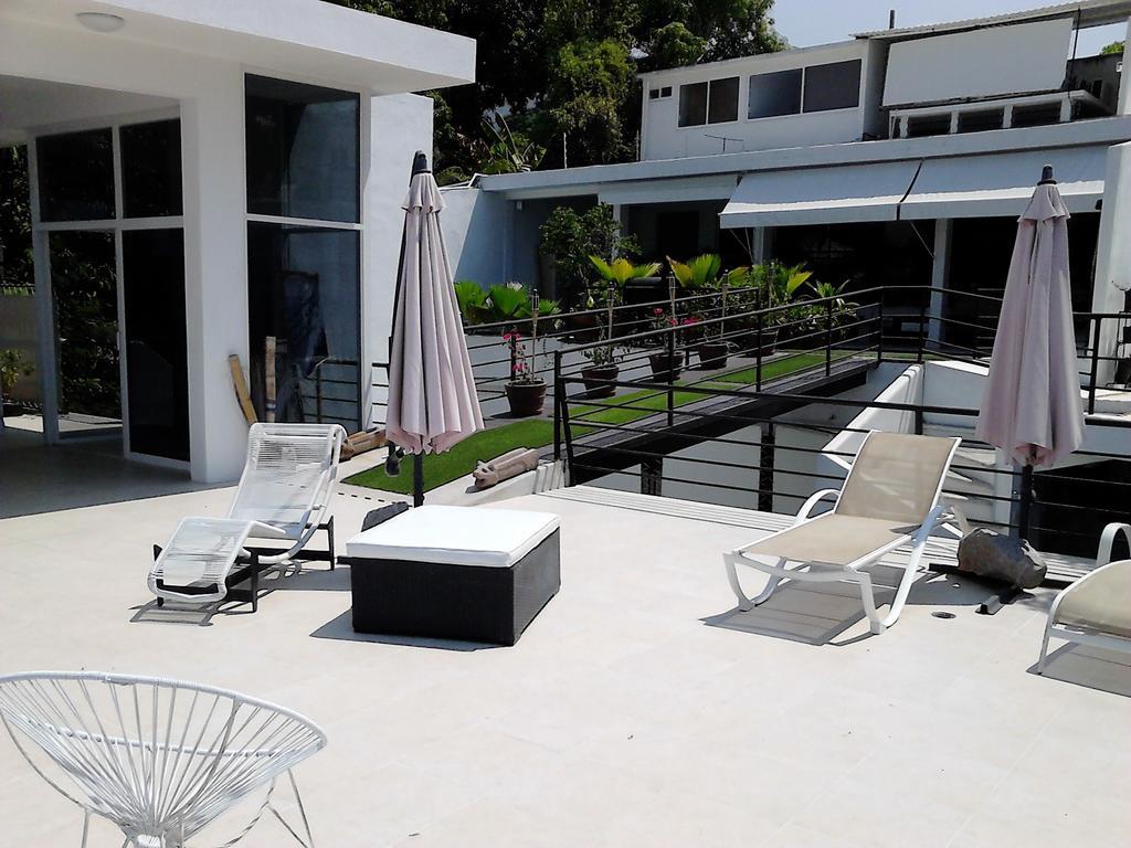 Donde Mira El Sol, Promo Primavera Hasta 50 Por Ciento (adults Only) 3*