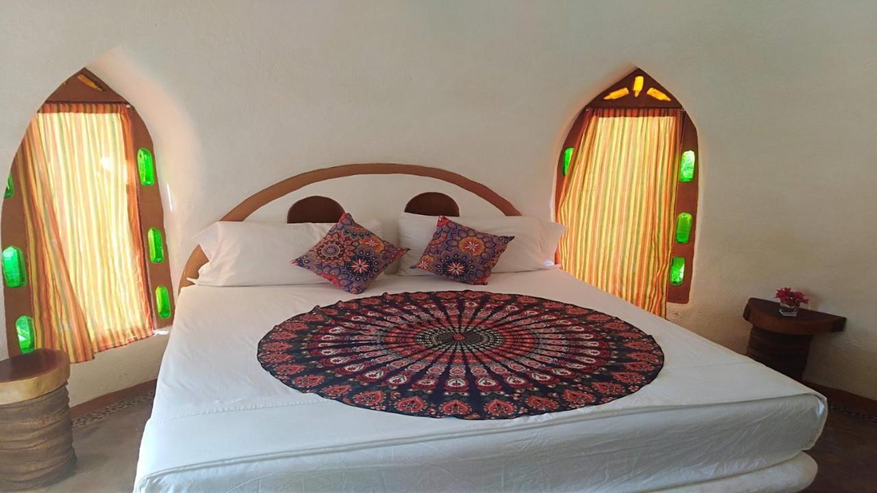 Pensión Wayahnb'al Eco Hostal *
