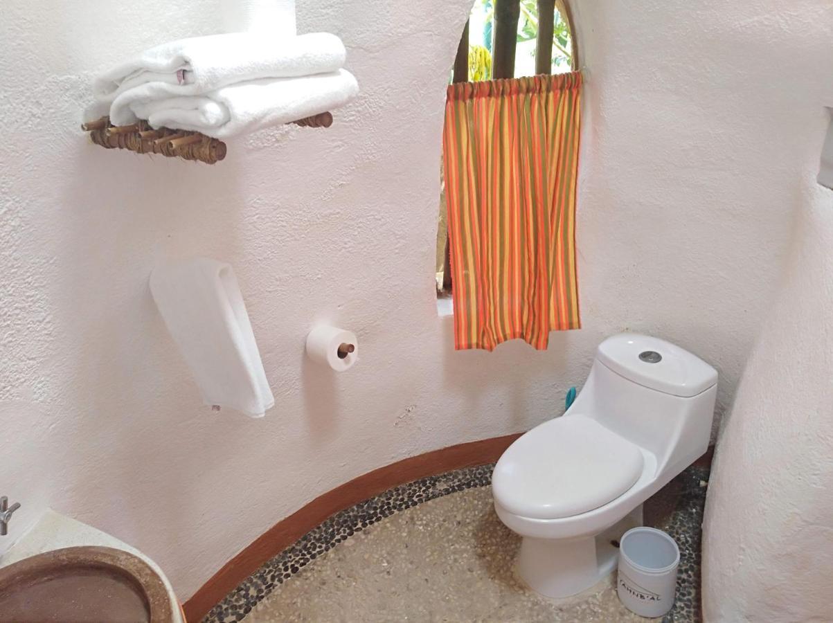 Wayahnb'al Eco Hostal Pensión Acapulco