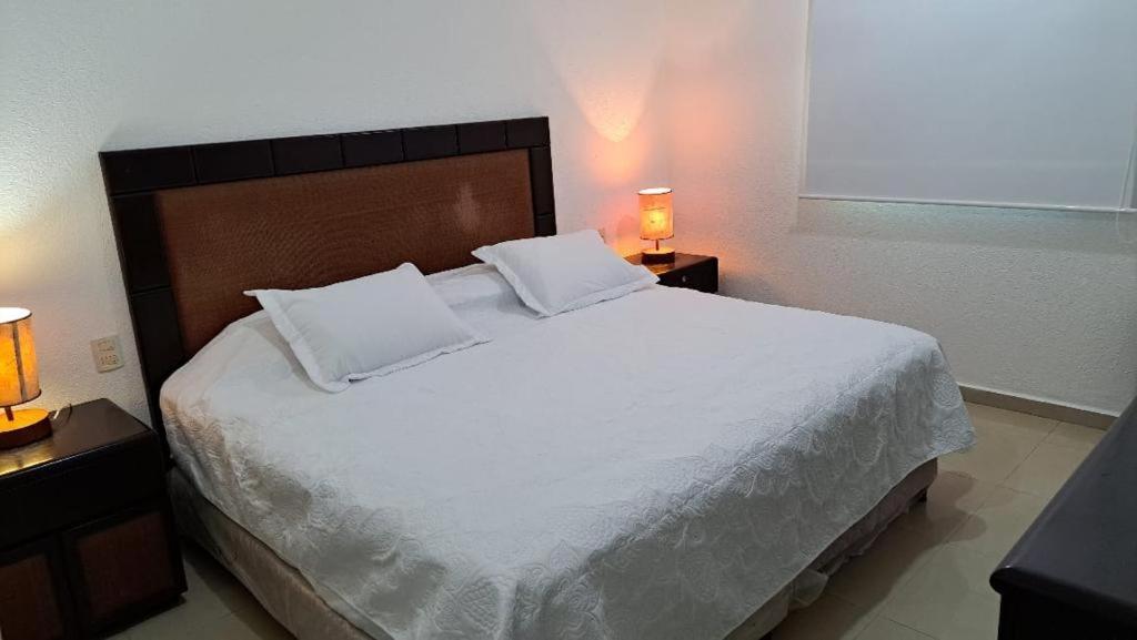 Apartamento Hermoso Depa En Diamante Lakes Frente Arena Gpn *