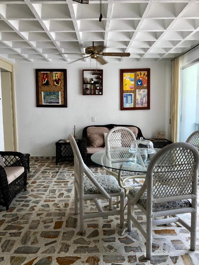 Departamento Sobre Costera, 1min La Quebrada, 3m Playas Y Yates Acapulco