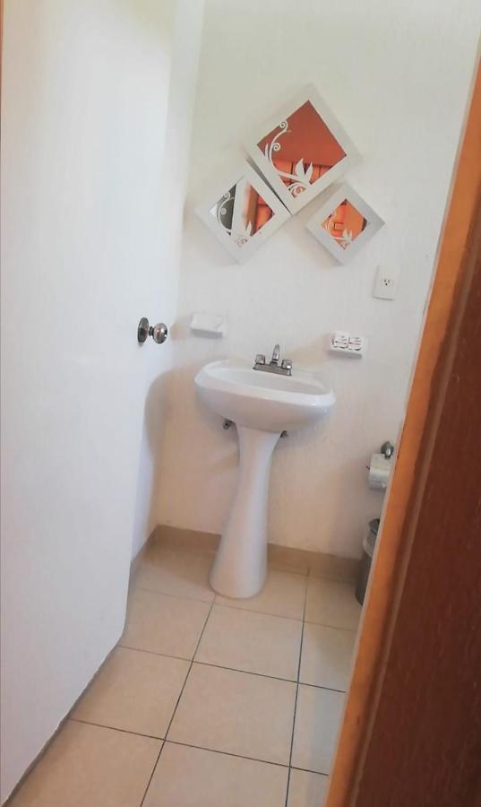 Lu Acapulco