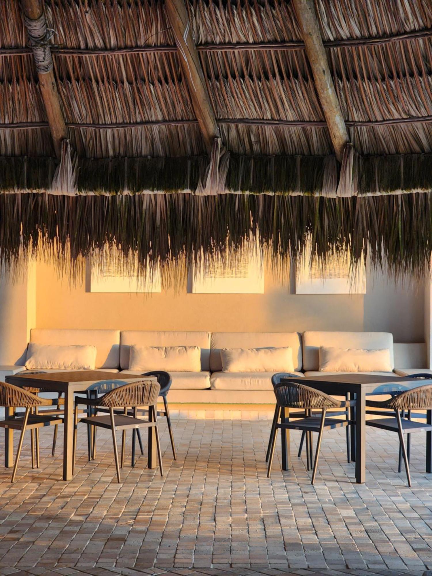 Luxury Beachfront Penthouse * Acapulco