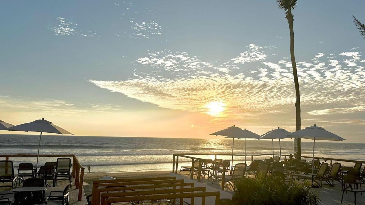 Depa De Lujo En Diamante Con Club De Playa A Pie-precio Especial *
