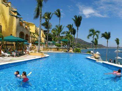 Camino Real Diamante Hotel