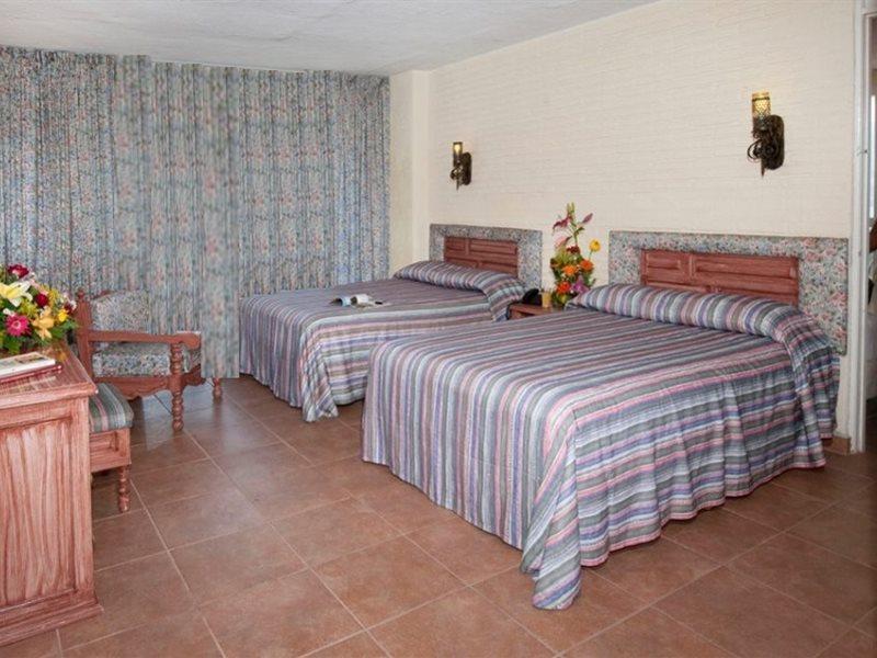 Real Bananas Hotel 3*