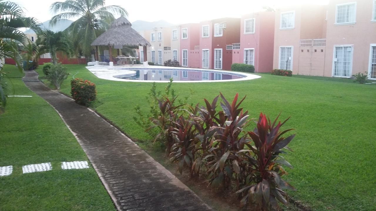 Casa Fraccionamiento Tulipanes Holiday home