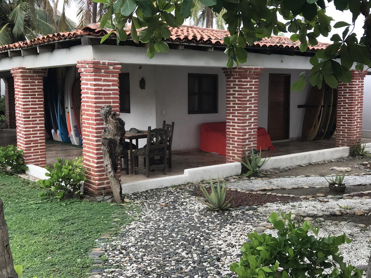 Casa De Olas Surf&beach Club Hotel