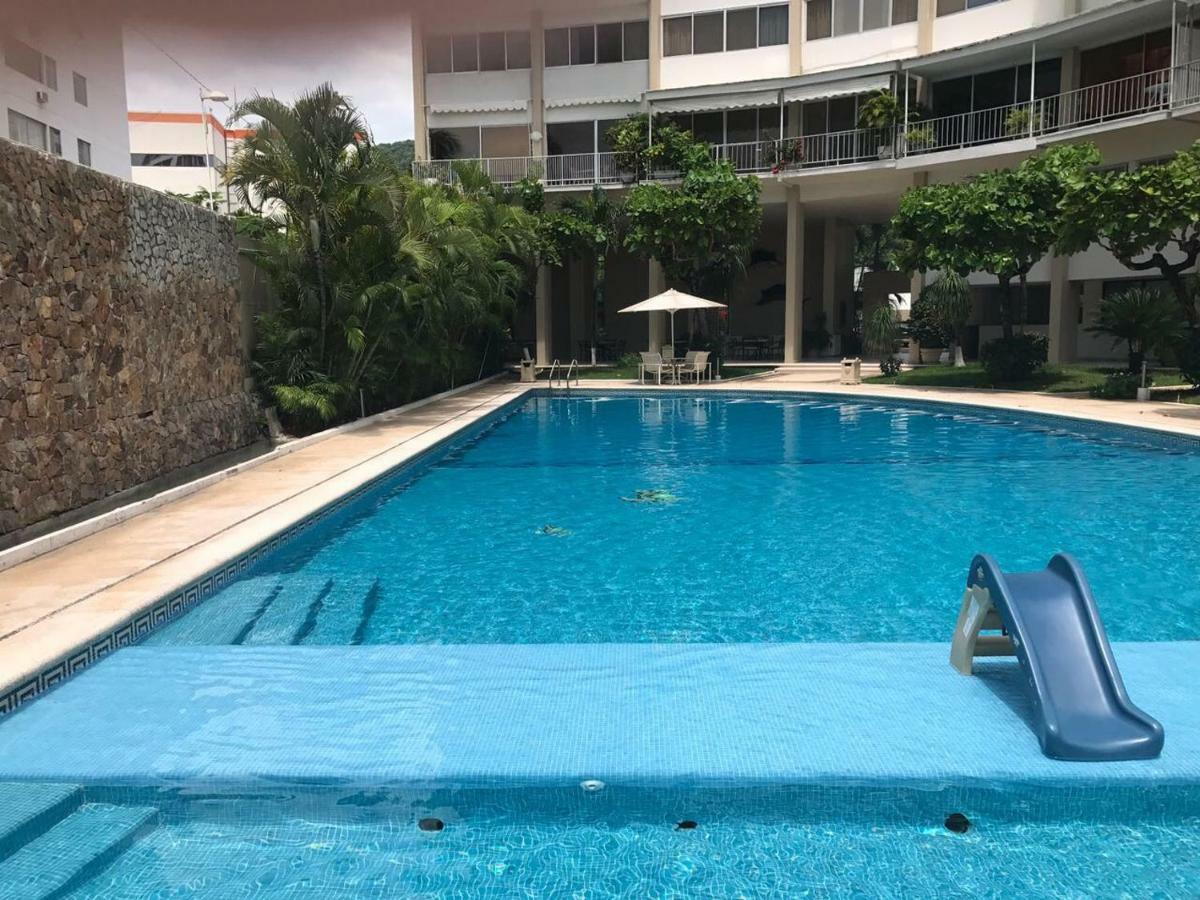 Condominio Laureles, Apartment *