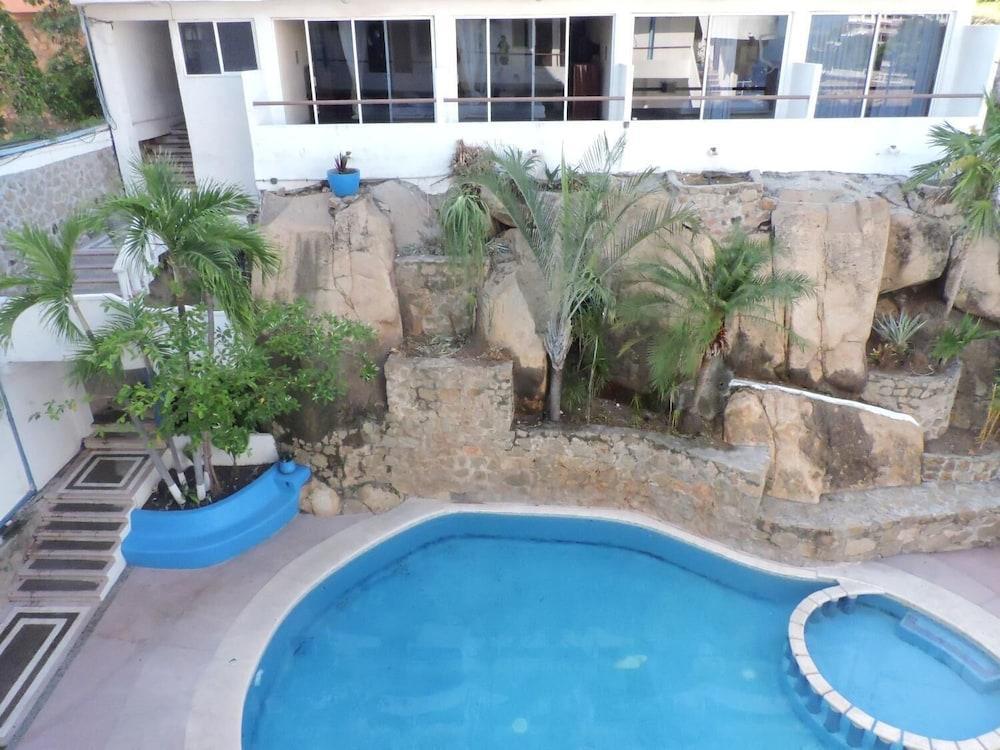 Caleta View And
